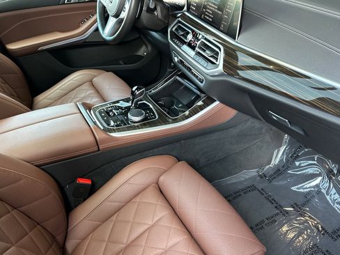 Used 2023 BMW X5 xDrive45e w/ M Sport Package AWD/4WD image 15