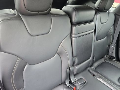 Used 2017 Jeep Cherokee Limited AWD/4WD image 21