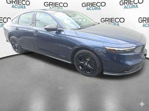 Used 2025 Honda Accord SE image 1