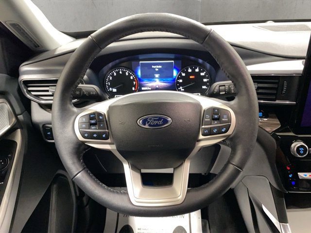 Certified 2024 Ford Explorer Limited w/ Limited Technology Package AWD/4WD image 14