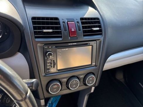 Used 2014 Subaru Forester 2.5i Touring image 10