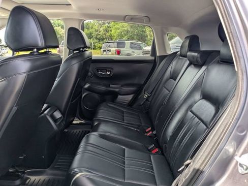 Used 2023 Honda HR-V EX-L image 13