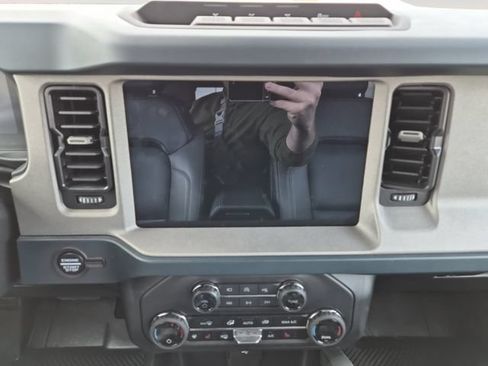 Certified 2024 Ford Bronco Outer Banks AWD/4WD image 14