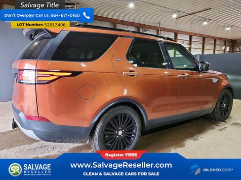 Used 2017 Land Rover Discovery HSE Luxury AWD/4WD image 4