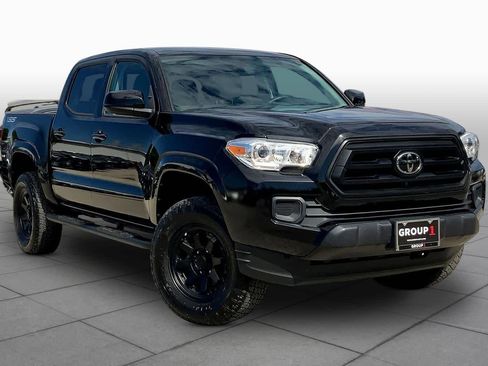 Used 2023 Toyota Tacoma SR image 3