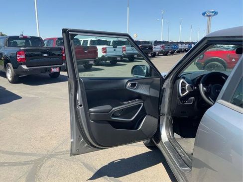 Used 2023 Kia Soul LX w/ Option Group 015 FWD image 20