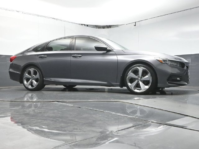 Used 2018 Honda Accord Touring image 33