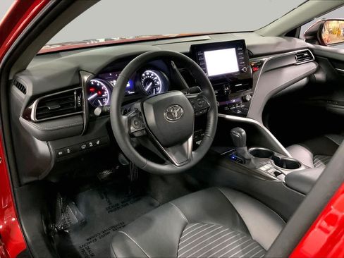 Used 2023 Toyota Camry SE w/ Cold Weather Package AWD/4WD image 18