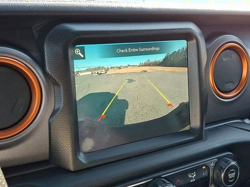 Used 2021 Jeep Gladiator Mojave image 19