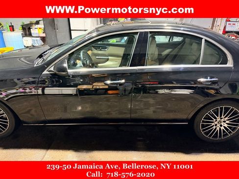 Used 2022 Mercedes-Benz C 300 4MATIC Sedan image 8