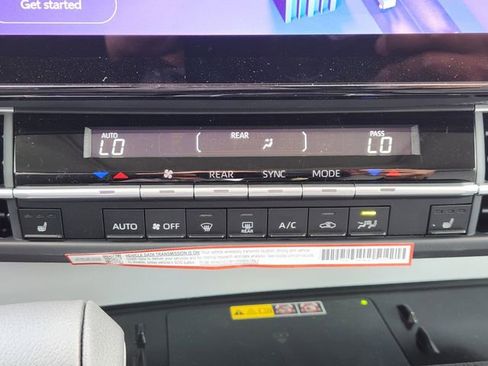 New 2026 Toyota Sienna XLE image 18