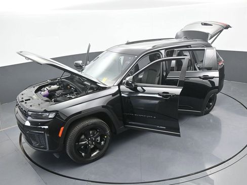 New 2026 Jeep Grand Cherokee Limited w/ Limited Altitude Package RWD image 59