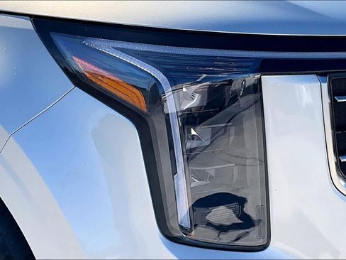 Used 2025 Kia Carnival SX image 28