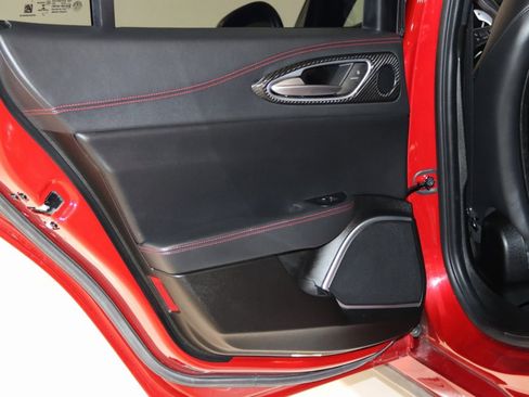 Used 2018 Alfa Romeo Giulia Quadrifoglio w/ Driver Assist Dynamic Package image 57