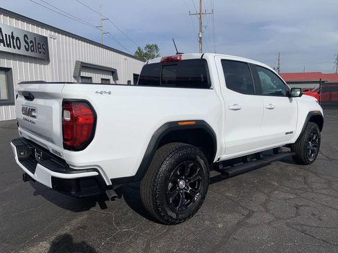 Used 2024 GMC Canyon Elevation w/ Convenience Package image 8