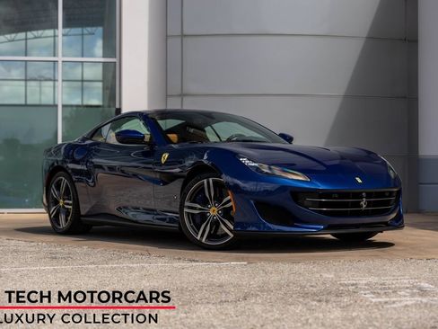 Used 2019 Ferrari Portofino RWD image 1