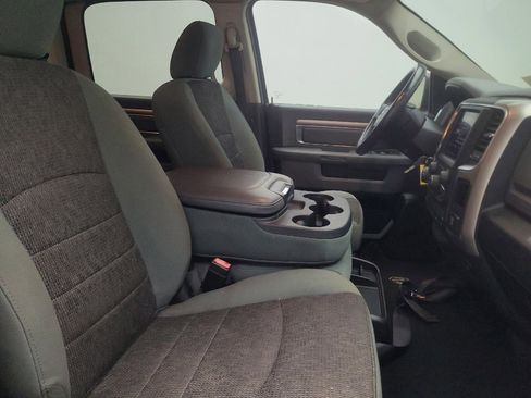 Used 2019 RAM 1500 Big Horn RWD image 21