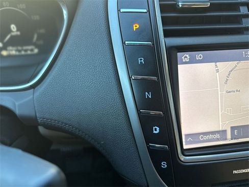 Used 2019 Lincoln Nautilus Reserve w/ Ultimate Package image 21