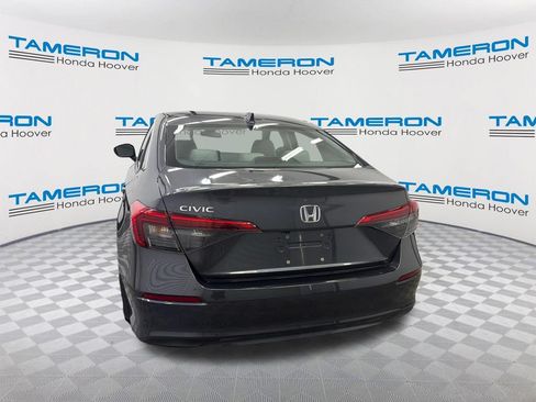 Used 2022 Honda Civic EX image 4