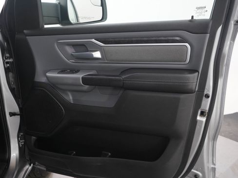 Used 2022 RAM 1500 Big Horn AWD/4WD image 12