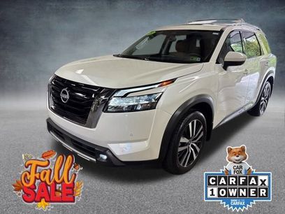 Used 2023 Nissan Pathfinder Platinum w/ Cargo Package