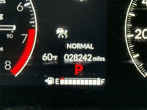 Used 2025 Honda HR-V Sport image 31