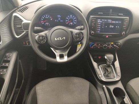 Used 2022 Kia Soul LX w/ Technology Package FWD image 22