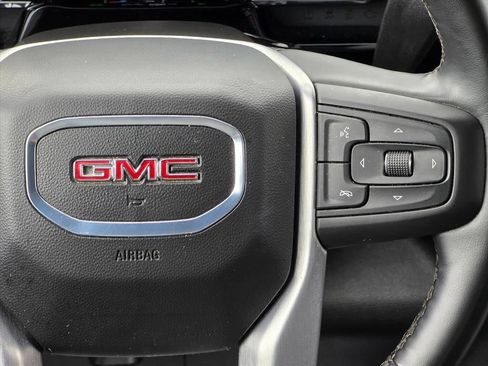 Used 2025 GMC Sierra 1500 SLT AWD/4WD image 16
