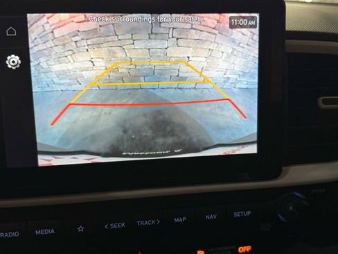 New 2025 Hyundai Venue Limited image 23