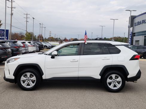 Used 2019 Toyota RAV4 XLE image 6