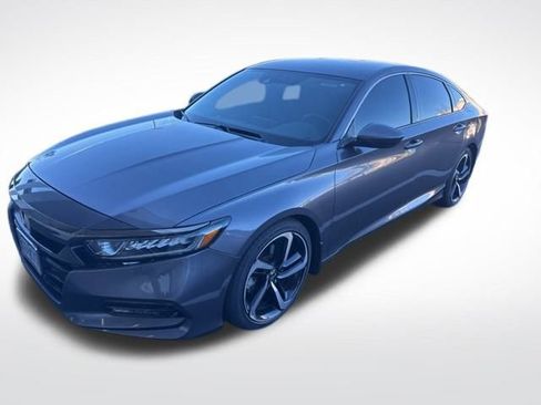 Used 2018 Honda Accord Sport image 8