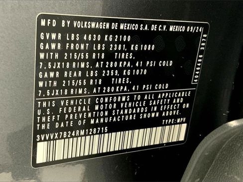 Used 2024 Volkswagen Taos SE image 35