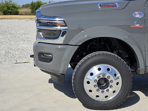 New 2027 RAM 5500 4x4 Crew Cab w/ Laramie Trim Package image 6