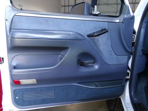 Used 1992 Ford Bronco image 58