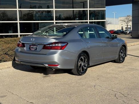 Used 2017 Honda Accord LX image 3