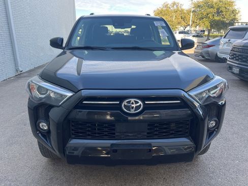Used 2024 Toyota 4Runner SR5 image 2