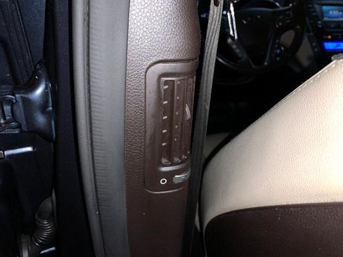 Used 2015 Hyundai Santa Fe Limited image 42