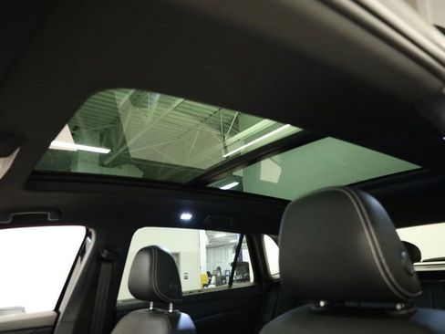 New 2026 Volkswagen Atlas Cross Sport SEL R-Line image 30