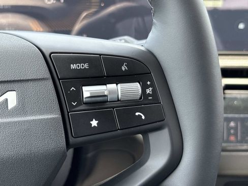 New 2026 Kia Sportage LX w/ LX Convenience Package FWD image 21
