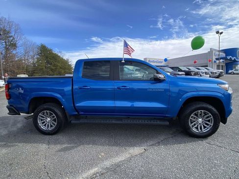 Used 2023 Chevrolet Colorado LT w/ LT Convenience Package III image 5