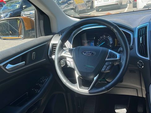 Used 2016 Ford Edge SEL w/ Equipment Group 201A AWD/4WD image 23