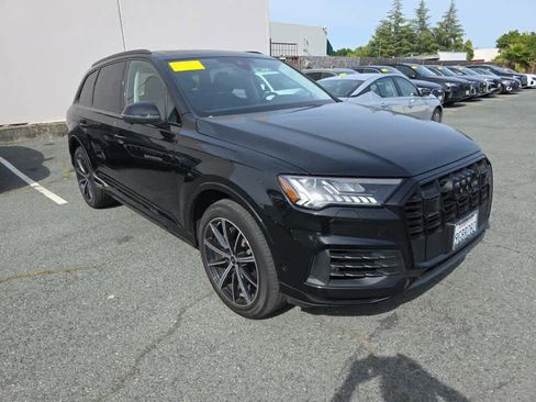 Used 2023 Audi Q7 3.0T Premium Plus w/ Premium Plus Package AWD/4WD image 5