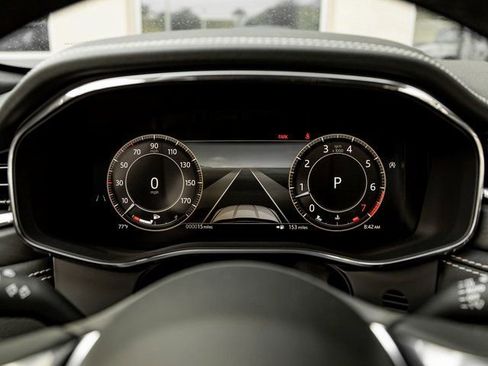 New 2026 Jaguar F-PACE R-Dynamic S image 17