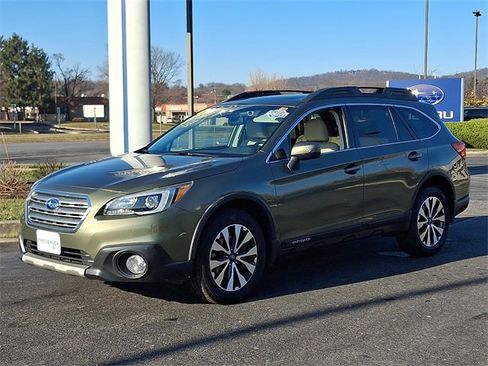 Used 2015 Subaru Outback 2.5i Limited image 3