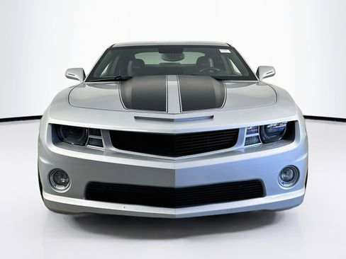 Used 2010 Chevrolet Camaro SS w/ RS Package RWD image 2