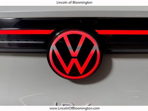 Used 2023 Volkswagen ID.4 Pro S Plus AWD/4WD image 30