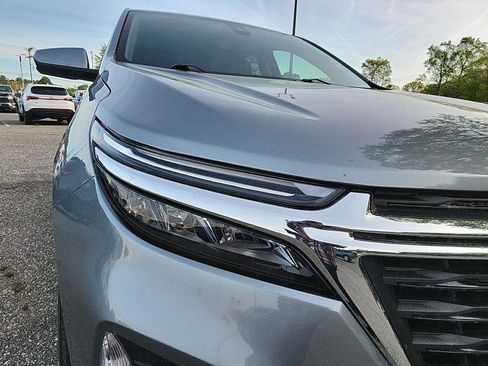 Used 2023 Chevrolet Equinox LT image 9