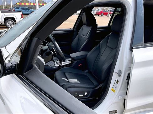 Used 2019 BMW X3 sDrive30i w/ M Sport Package 2 image 8
