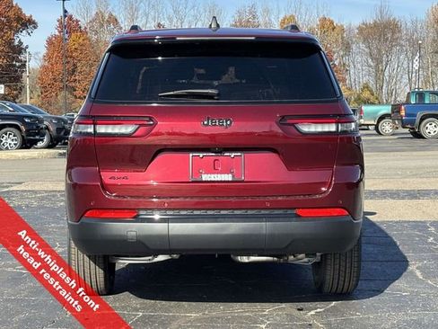 New 2025 Jeep Grand Cherokee L Altitude image 39