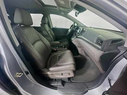 Used 2019 Honda Odyssey EX-L image 32